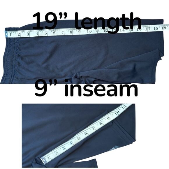 Under Armour Kids Black Shorts with Gray Accents Logo Sz  XL - Picture 9 of 12